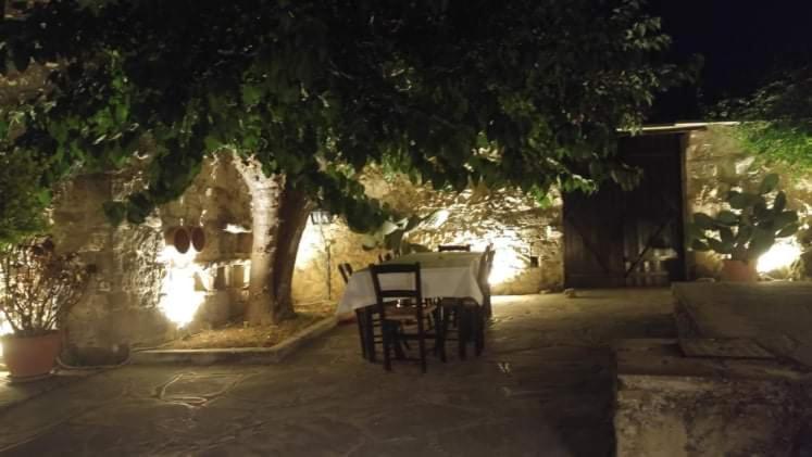 Amarakos Guesthouse Λειτουργεί Υπό Νέα Διεύθυνση Kato Akourdalia Екстер'єр фото