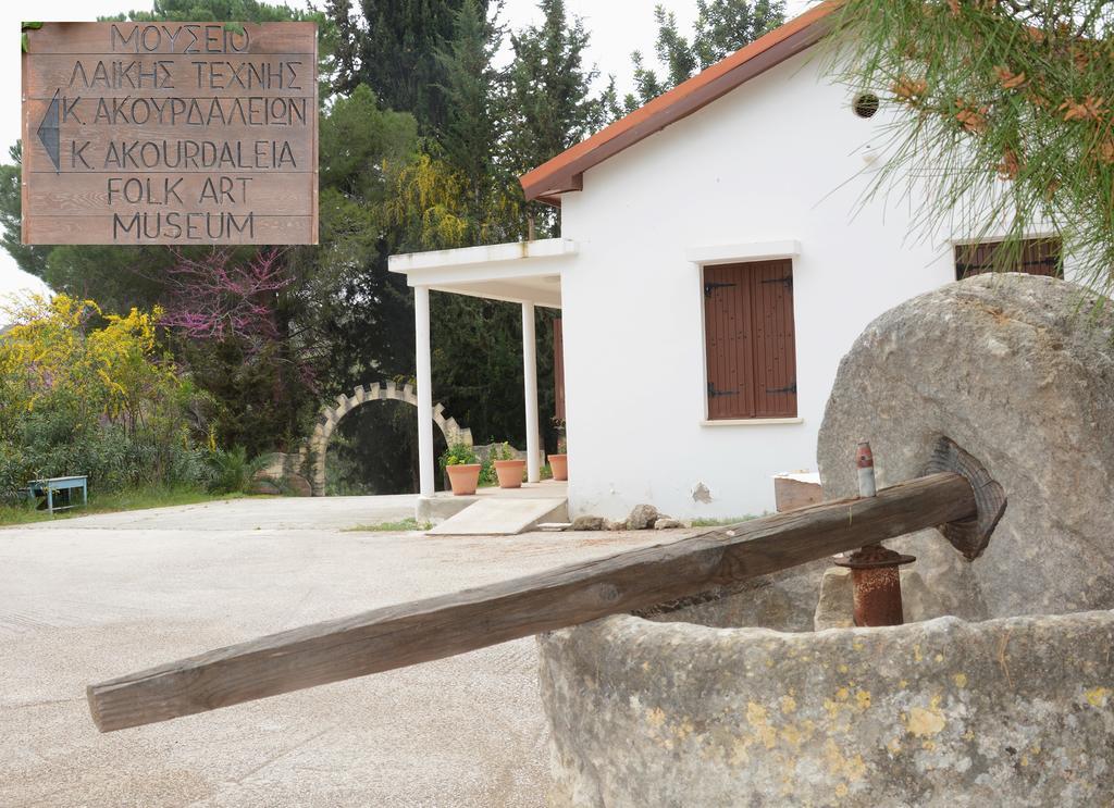 Amarakos Guesthouse Λειτουργεί Υπό Νέα Διεύθυνση Kato Akourdalia Екстер'єр фото